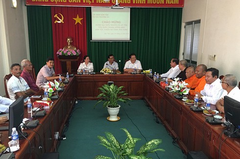 Ủy ban dân tộc gặp gỡ đoàn đại biểu người có uy tín tiêu biểu trong đồng bào dân tộc thiểu số tỉnh Trà Vinh - ảnh 1