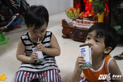Tết vất vả mà ấm cúng của gia đình sinh 5 đầu tiên ở Việt Nam - ảnh 5