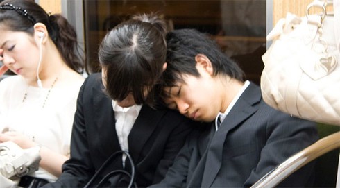 Nhật Bản đối phó với vấn đề ngại lập gia đình như thế nào? - ảnh 2