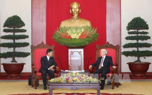 Tổng Bí thư tiếp Bí thư-Đô trưởng Thủ đô Vientiane, Lào - ảnh 1