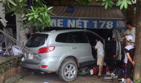Bị xe Mazda