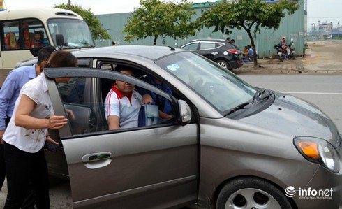 Thi vào 10: Cầu cứu người thân vì mặc quần sooc đi thi - ảnh 1