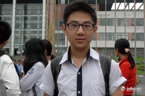 Thi vào 10: Bất ngờ từ đề thi tiếng Anh, đề Toán vừa sức - ảnh 5