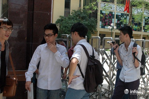 Kỳ thi THPT quốc gia: Đề Văn phong phú và thời sự - ảnh 1