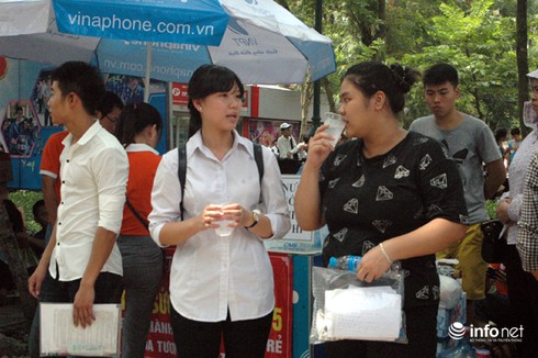 Đề Sử dài và độ mở cao: Thí sinh người cười kẻ khóc - ảnh 1