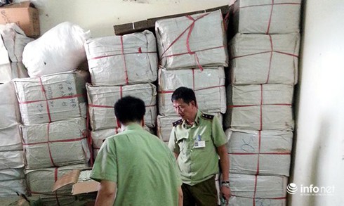 Bắt giữ gần 700.000 bao cao su giả tại Hà Nội - ảnh 1