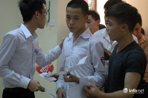 Trục trặc khi tra cứu điểm thi THPT quốc gia 2015: Bộ GD&ĐT nói gì? - ảnh 1