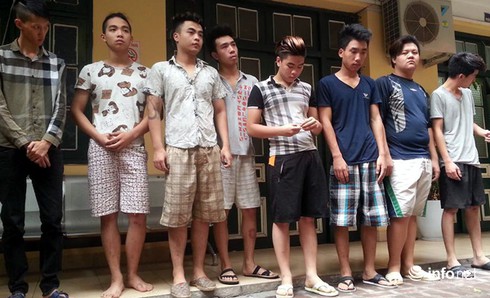 Nhân viên rạp chiếu phim Quốc gia làm