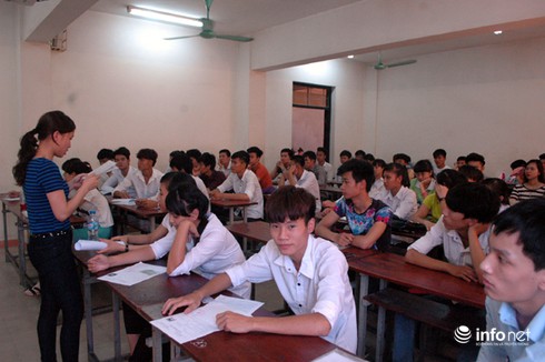 Điểm chuẩn chính thức vào Học viện Khoa học Quân sự năm 2015 - ảnh 2