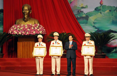 Bộ trưởng Bộ Công an được trao tặng Huân chương Quân công hạng nhất - ảnh 1