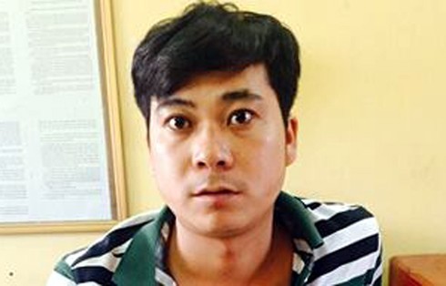 Tỉnh cơn say nhận ra đã chém chết vợ - ảnh 1