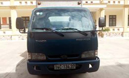 Cảnh sát truy đuổi 5 tỉnh mới bắt được xe buôn lậu 1.300 điện thoại - ảnh 1