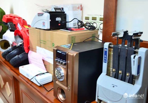 Giấu khoảng chục kg ma túy trong loa thùng, đồ chơi trẻ em vẫn không thoát - ảnh 1