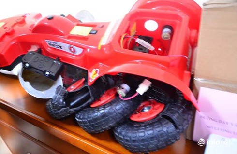 Giấu khoảng chục kg ma túy trong loa thùng, đồ chơi trẻ em vẫn không thoát - ảnh 3