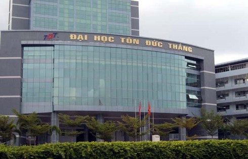 Hội đồng phong chức danh giáo sư ở trường ĐH Tôn Đức Thắng có đủ tiêu chuẩn? - ảnh 1