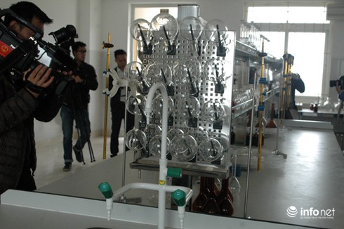 Các GS đầu ngành thẩm định việc đại học KD&CN mở ngành đào tạo Y, dược - ảnh 2