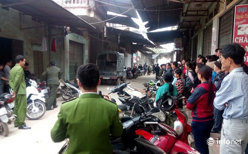 Công an xã lao xe, quật ngã nghi phạm giết người giữa đêm khuya - ảnh 1