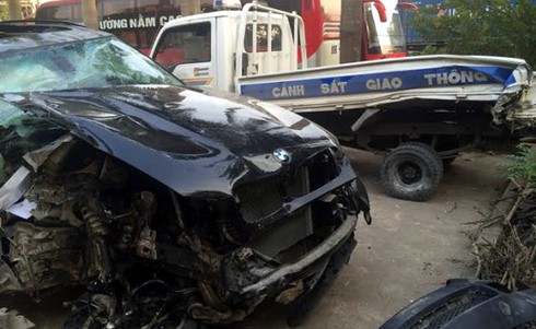 Lái xe BMW X5 đâm CSGT dập lá lách có nồng độ cồn vượt quá mức cho phép - ảnh 1