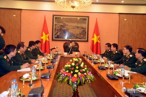 Tướng Phùng Quang Thanh điện đàm với Bộ trưởng Quốc phòng Trung Quốc - ảnh 2