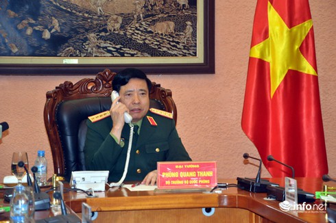 Tướng Phùng Quang Thanh điện đàm với Bộ trưởng Quốc phòng Trung Quốc - ảnh 1