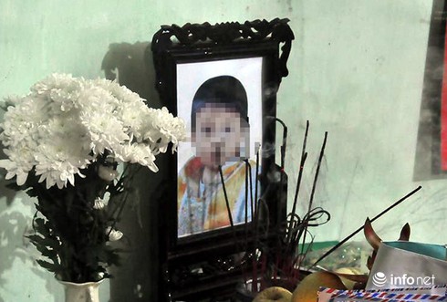 Bố đi đá bóng, mẹ ở nhà sát hại 2 con rồi uống thuốc trừ sâu tự tử - ảnh 2