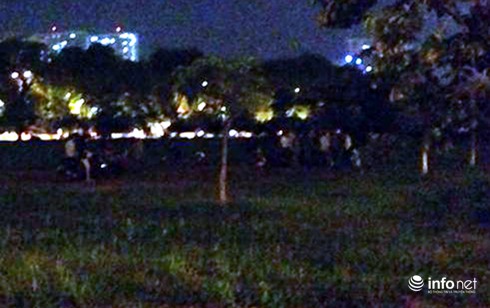 Phát hiện thi thể người đàn ông gần công viên Hòa Bình - ảnh 1