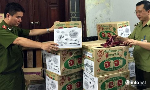 3000 thùng bánh nhập khẩu hết date dập lại hạn dùng... vài năm sau - ảnh 1