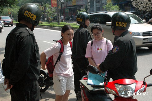 CSCĐ xử lý người vi phạm khi tham gia giao thông không giống CSGT - ảnh 2