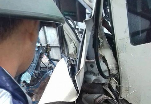 Ô tô gây tai nạn liên hoàn trên quốc lộ 2, 11 người bị thương nặng - ảnh 2