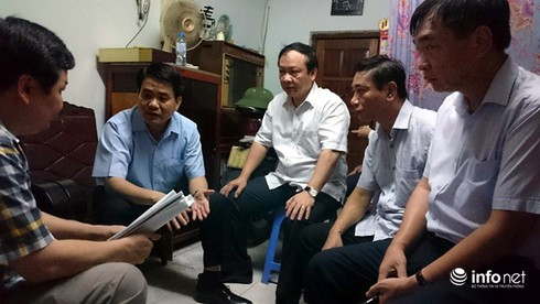 Ngôi nhà xây dựng làm sập nhà số 43 Cửa Bắc đang thuộc diện tranh chấp - ảnh 1