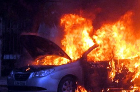 Nguyên nhân một người tử vong trong vụ cháy ô tô ở sân bay Nội Bài - ảnh 1