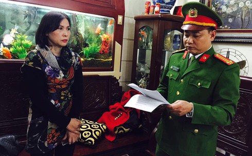 Bắt GĐ cty khai thác cát trái phép trên sông Hồng, gây thiệt hại hơn 8,3 tỷ - ảnh 1