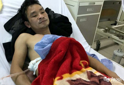 Nghi phạm đâm người đàn ông cứu cô gái gặp TNGT khai gì? - ảnh 1