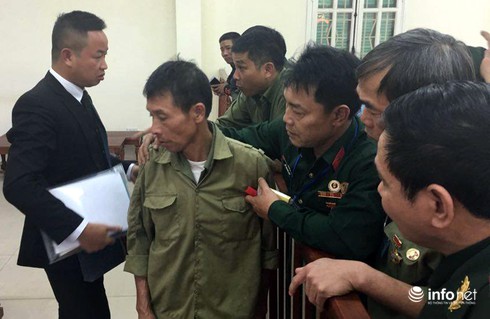 6 tháng cải tạo dành cho lái xe xích lô chở tôn khiến cháu bé 10 tuổi tử vong - ảnh 4