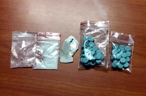 Bị CS 141 phát hiện, người đàn ông mang ma túy bỏ chạy - ảnh 2