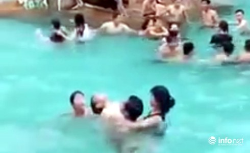 Sự thật clip nhiều người thản nhiên nhìn bé trai đuối nước ở KDL Suối Ngà - ảnh 2