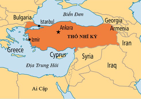 Thổ Nhĩ Kỳ trên bản đồ thế giới:
Thổ Nhĩ Kỳ nằm ở giữa hai châu lục Á và Âu, với vị trí địa lý đặc biệt quan trọng. Đất nước này được mệnh danh là \