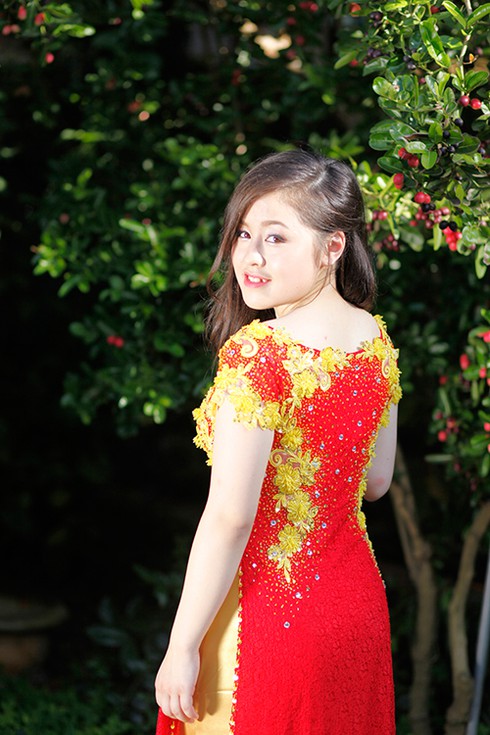 Bông hồng lai CH Séc gây ấn tượng ở Sao Mai 2013 - ảnh 3