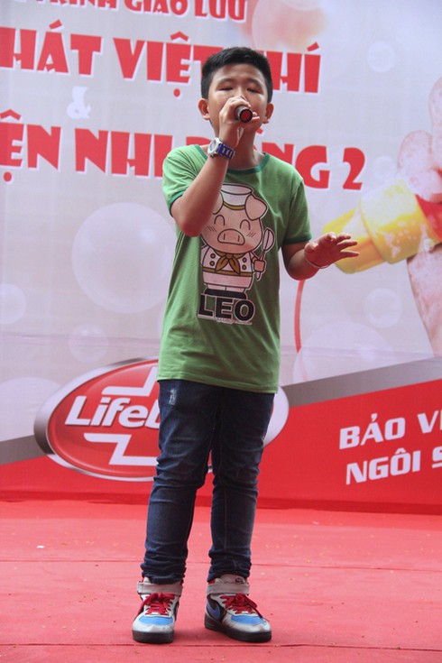 'Sao' Giọng hát Việt nhí xúc động hát tặng các bệnh nhân nhi đồng - ảnh 3