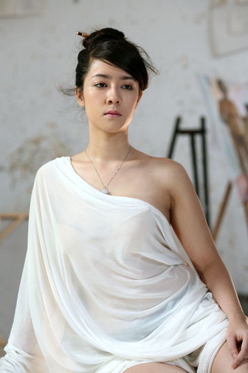 'Ông xã' Đan Lê làm phim với dàn hot girl xinh đẹp - ảnh 3