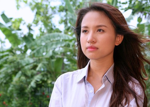 'Ông xã' Đan Lê làm phim với dàn hot girl xinh đẹp - ảnh 1
