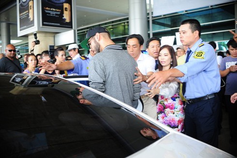 Đến Việt Nam: Hơi buồn cho