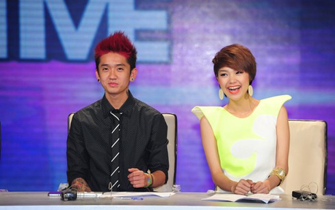 Minh Hằng lạ lẫm với tóc ngắn như con trai - ảnh 1