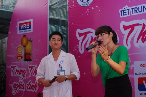 Bữa tiệc trung thu đặc biệt tại bệnh viện - ảnh 6