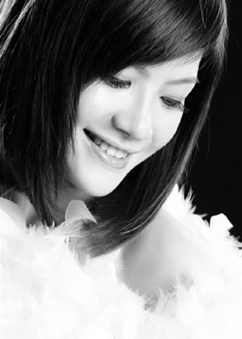 Những cô giáo là Hoa khôi, Á khôi khiến teen ‘mê mẩn’ - ảnh 13