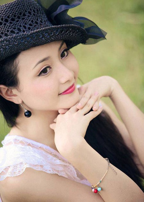 Những cô giáo là Hoa khôi, Á khôi khiến teen ‘mê mẩn’ - ảnh 4