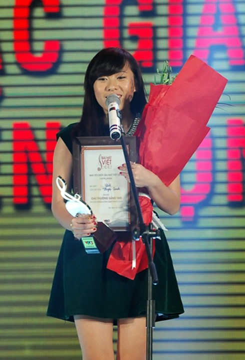 Bài hát Việt 2013: Tác giả trẻ đánh bật lão làng - ảnh 2