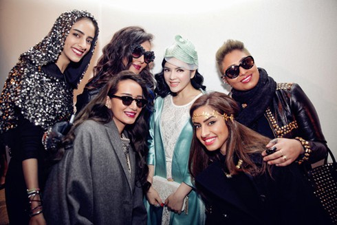 Sức hút kỳ lạ của Lý Nhã Kỳ ở kinh đô thời trang - ảnh 8