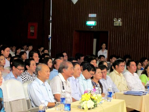 Các nghệ sĩ TP.HCM góp ý sửa đổi Hiến pháp - ảnh 4