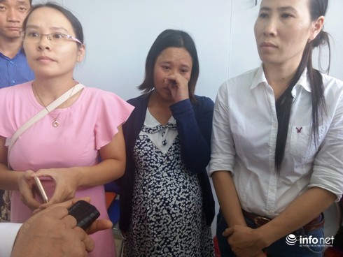 Vụ 214 giáo viên Hà Tĩnh bị chấm dứt hợp đồng: Chưa có phương án xử lý cuối cùng - ảnh 1